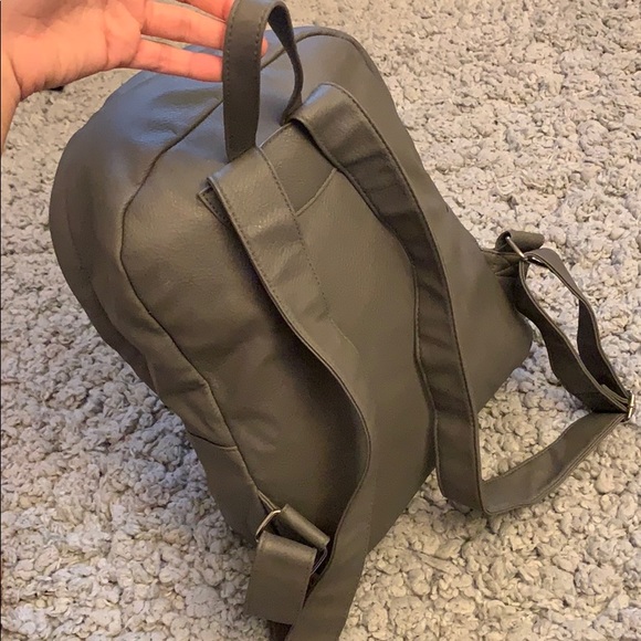 Candies small gray backpack - Picture 2 of 3